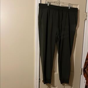 Women’s Hunter Green Jogger Pants Size XXL